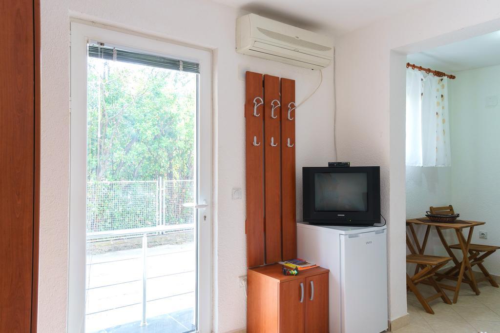 Apartments Lora بار المظهر الخارجي الصورة