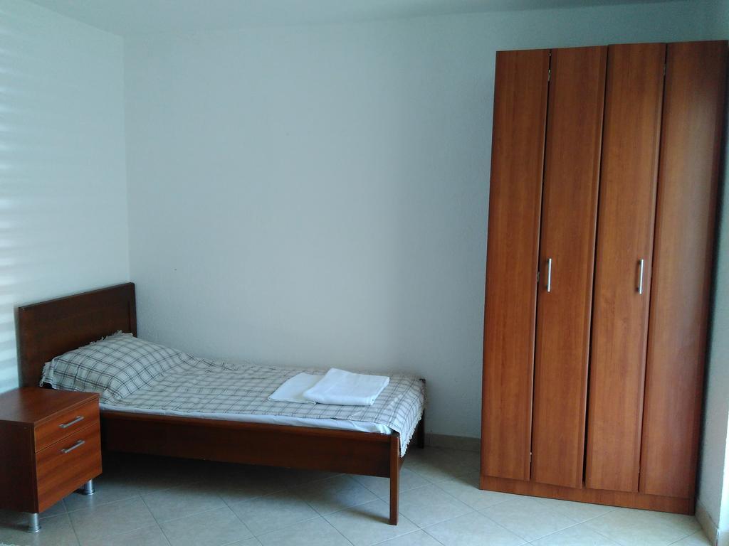 Apartments Lora بار المظهر الخارجي الصورة