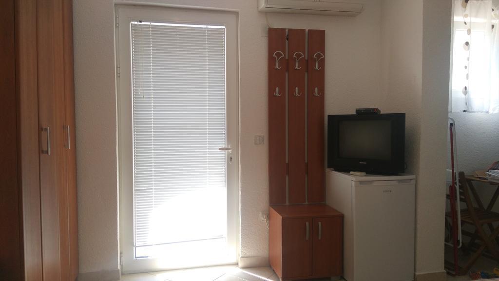 Apartments Lora بار المظهر الخارجي الصورة